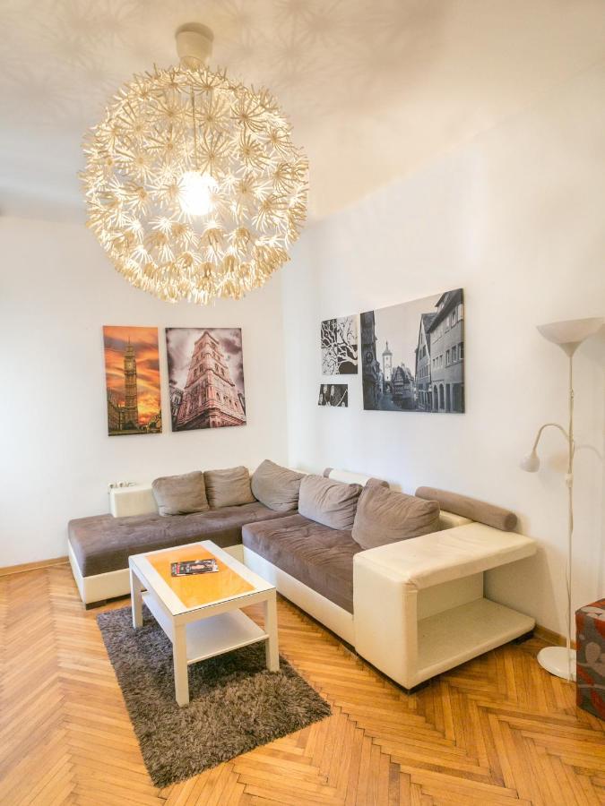 Apartment Marsal Belgrado Exterior foto